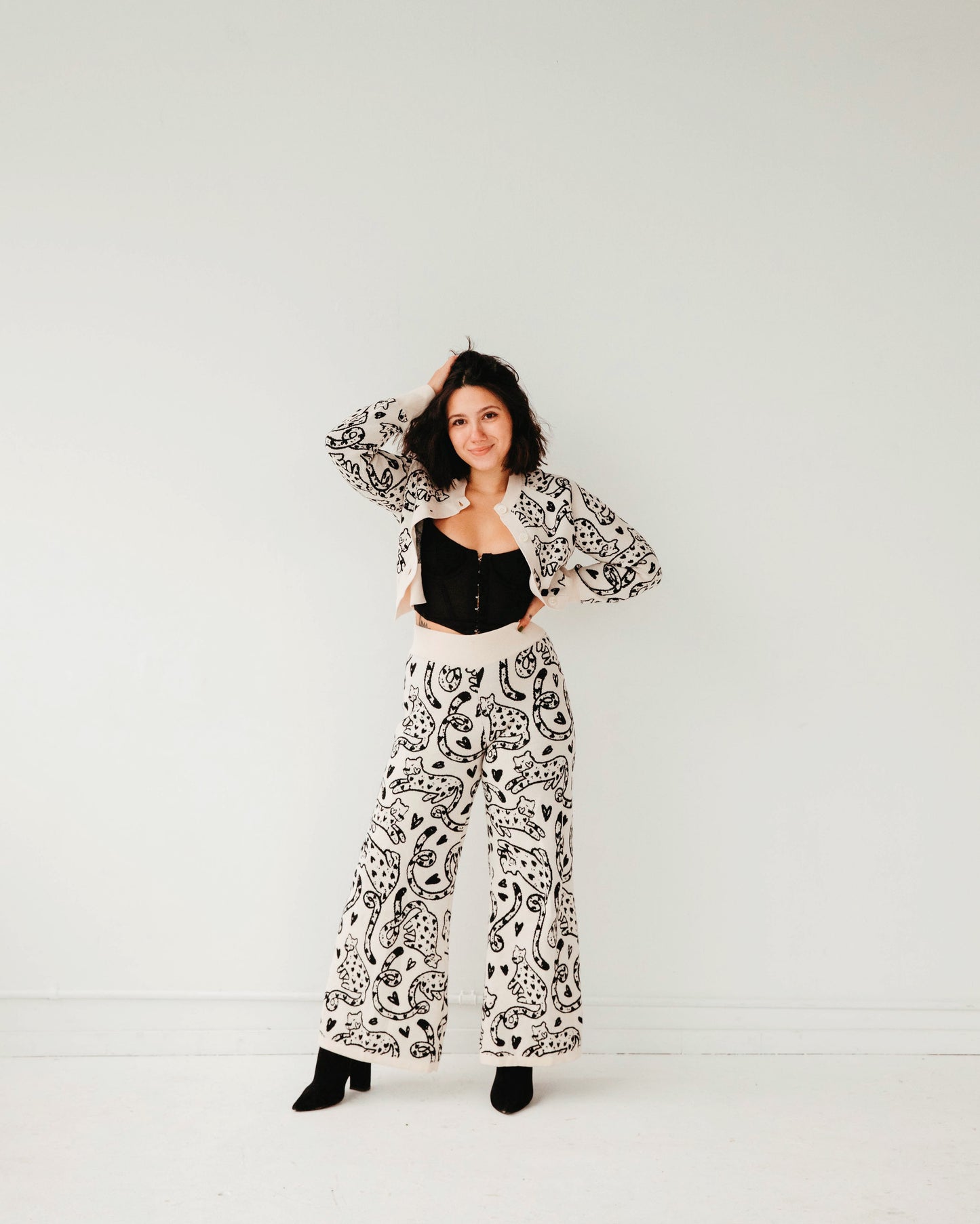 ROAR KNIT WIDE LEG PANTS