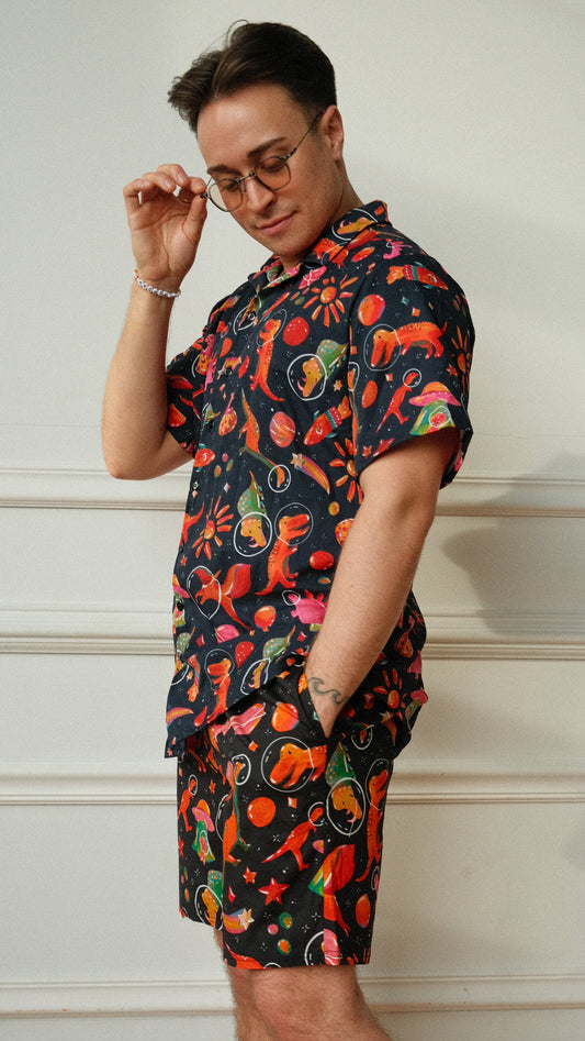 ASTRONAURS BUTTON UP